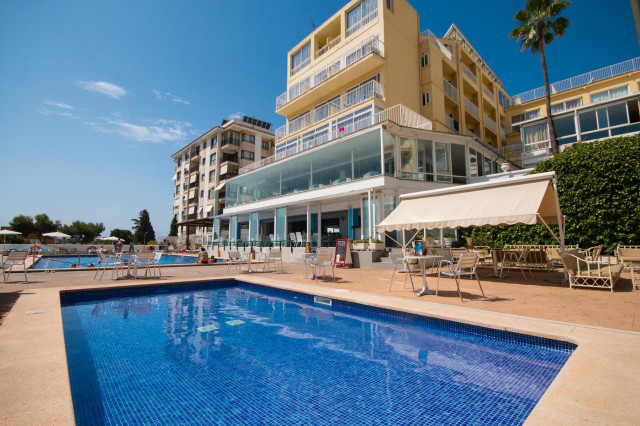 Amic Horizonte / Spanien - Mallorca / pool
